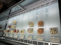 -潮一不贰·法式甜品·生日蛋糕·西式简餐(外滩店)