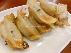 -小姜锅贴(凤凰街店)