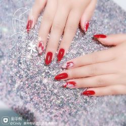 -Pink You美甲洗眉纹绣定制中心