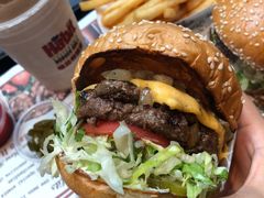 -The Habit Burger Grill 哈比特汉堡(复兴soho店)