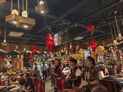 -老滇山寨•云南特色菜•地方菜•民族风情歌舞表演(金碧店)