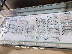 -精益眼镜(建三店)