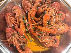 -巴厘龙虾·榜首油焖大虾(音乐学院·沿江酒馆店)