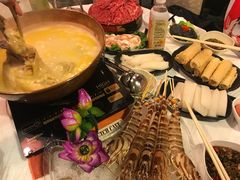 -鲜入围煮花胶鸡海鲜火锅