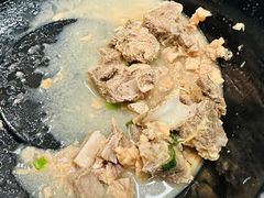 -莲餐厅·湖北菜·潜江小龙虾店(愚园路店)