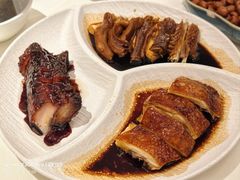 招牌广式烧卤三拼-侨美·唐荔园·40年地道粤菜