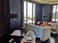 靠窗位-上海苏宁宝丽嘉酒店·Cafe Bellagio西餐厅