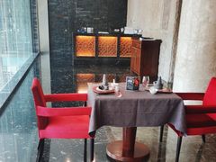 -粤尚腾香居中餐厅(首都机场希尔顿店)