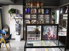 -视野联行眼镜蔡司·依视路官方授权店(顺城店)