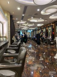 -八佰伴8008星级形象店
