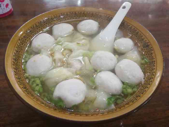 聿明肉圆店-"朋友告诉我漳浦特色就是肉圆填鸭所以对于.