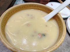 老济南甜沫-闫府私房菜·百年鲁菜(恒隆店)