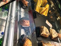 -星巴克臻选(盐城金鹰聚龙湖店)