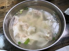 -依云煎包店