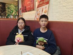 -必胜客(绿地新都会店)