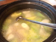 -云海肴·汽锅鸡·云南菜(天山百盛优客店)