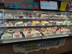 -85度C(生甜甜圈研究工坊·上海平凉店)