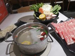 -呷哺呷哺 黄金牧场 (新中关购物中心店)
