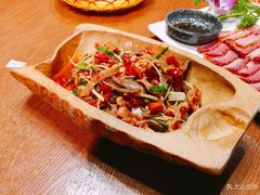 -老滇山寨•云南特色菜•地方菜•民族风情歌舞表演(金碧店)