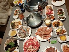 -黑金·寻焰自助百汇·烤肉·火锅(中街店)