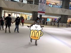 -冰纷万象滑冰场(南山万象天地店)