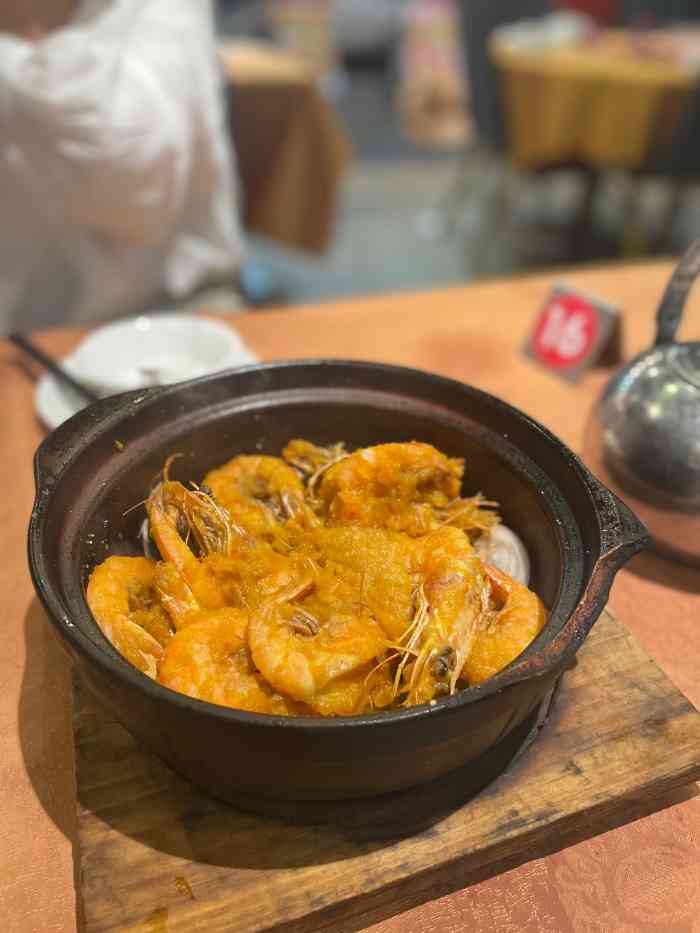 大口记大排档啫啫煲避风塘-"简介:大口记大排档咀咀煲主营业怀旧小炒