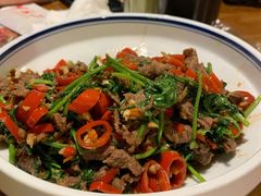 小炒黄牛肉-湘里乡亲甲王二老店