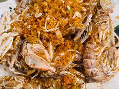 -三亚火车头万人海鲜广场