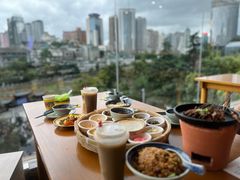 -包整·丝娃娃(一览甲秀楼风景店)