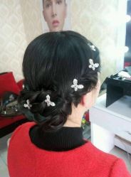 -双双化妆造型工作室