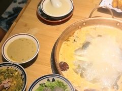 -洱火云南酸菜牛肉火锅(石景山当代商城店)