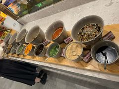 -山焱·炭火自助烤肉(周浦万达店)