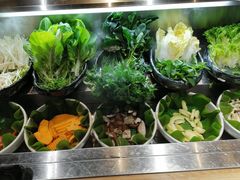 -爱伲PLUS·牛肉海鲜自助火锅(融创店)