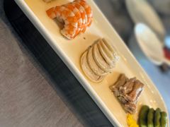 -HOMES上海本帮菜(襄阳公园店)