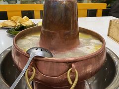 -撮一顿纳西铜火锅