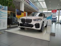 -南充通源宝马4S店(高坪店)