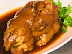 -Kha Mu Charoensang(Silom)