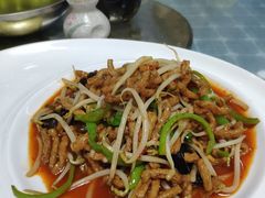 -天天向上素食餐厅(五台山店)