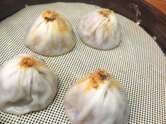 蟹粉小笼包-忆秦园小笼包(惠山古镇总店)