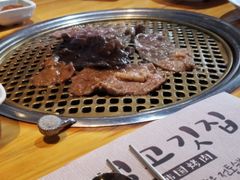 -唯成•韩国炭火烤肉 유성고기