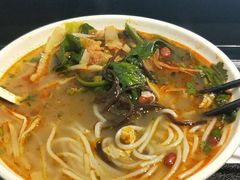 -螺小胖柳州螺蛳粉(钟楼总店)