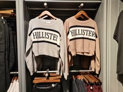 -Hollister(天环广场店)