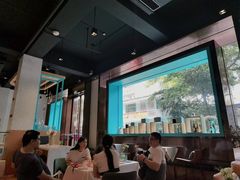 -莎琳娜食品有限公司·蛋糕店