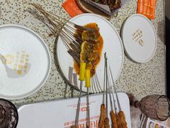 -小董哥烤串·爆汁大油边(故宫店)
