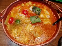 -云海肴·汽锅鸡·云南菜(天山百盛优客店)