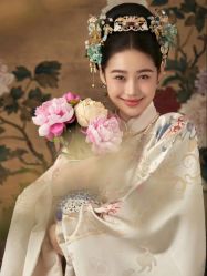 -玛奇朵婚纱摄影