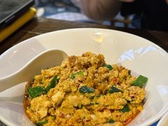 云南臭豆腐炒蒜苗叶-吃货私房菜(丽江束河古镇店)