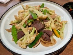 阳江小盆菜-先记烧鹅王·本地粤菜(福永店)