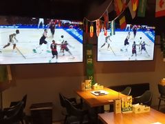 -京狮炙燥·精酿烧烤(首经贸店)