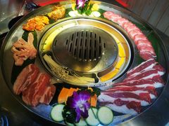 -哈哈碳都·牛肋条无限自助烤肉(台江万达店)